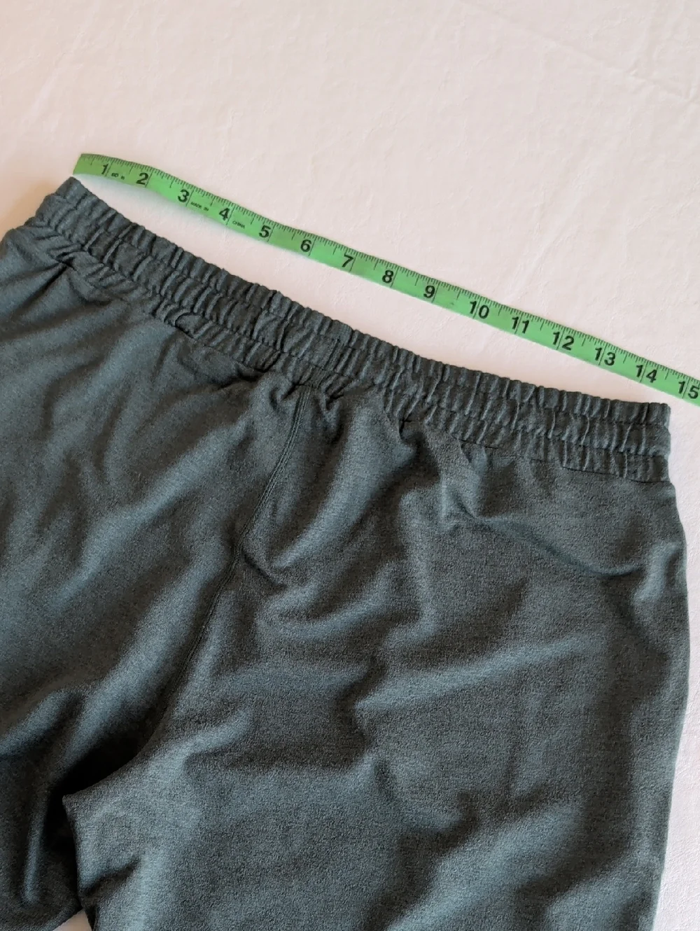 Vuori Performance Jogger in Sage Green Heather Women's Size Medium - Picture 6 of 8